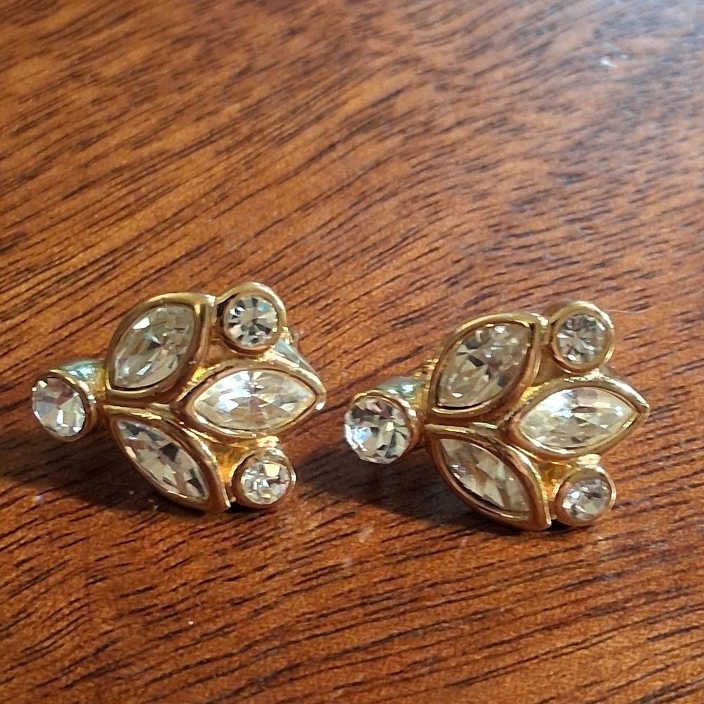 Elegant Gold and Crystal Earrings